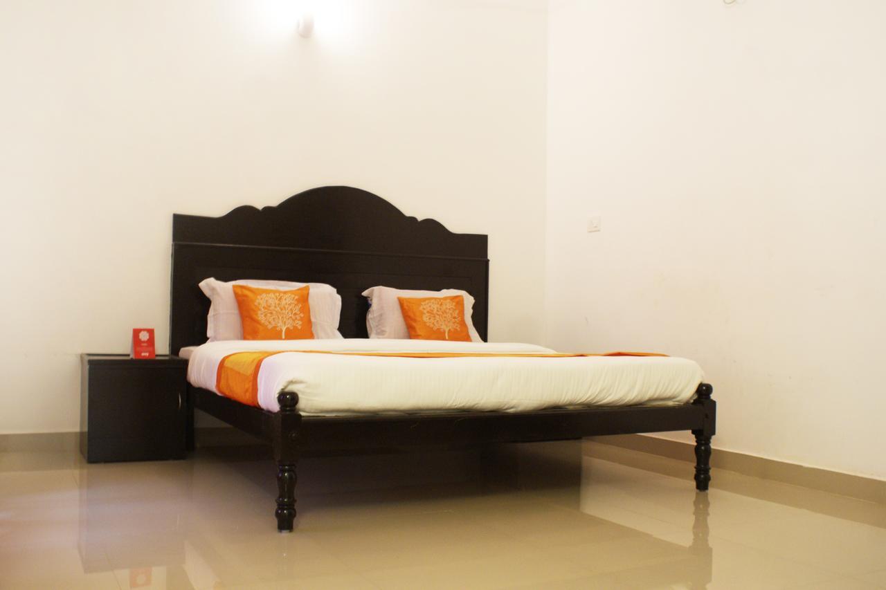 Oyo 4867 Royal Homes Alappuzha Ngoại thất bức ảnh